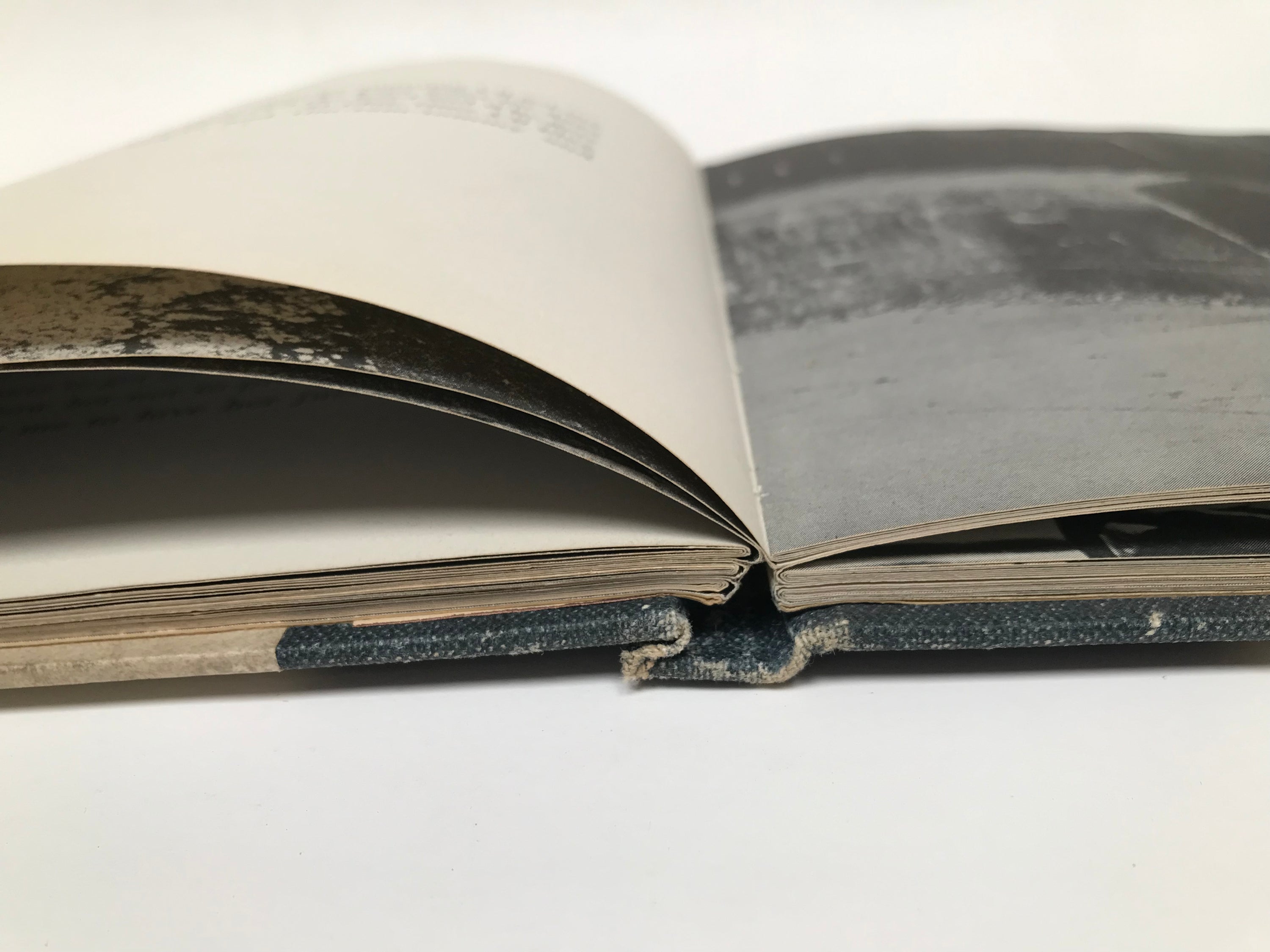 JULIA TREVELYAN OMAN / B. S. JOHNSON: STREET CHILDREN [1964]