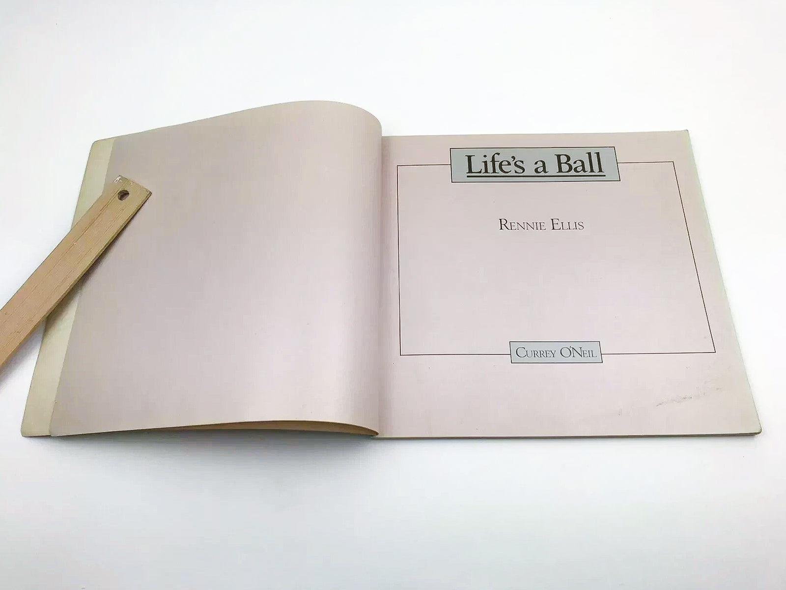 RENNIE ELLIS: LIFE'S A BALL [1985]
