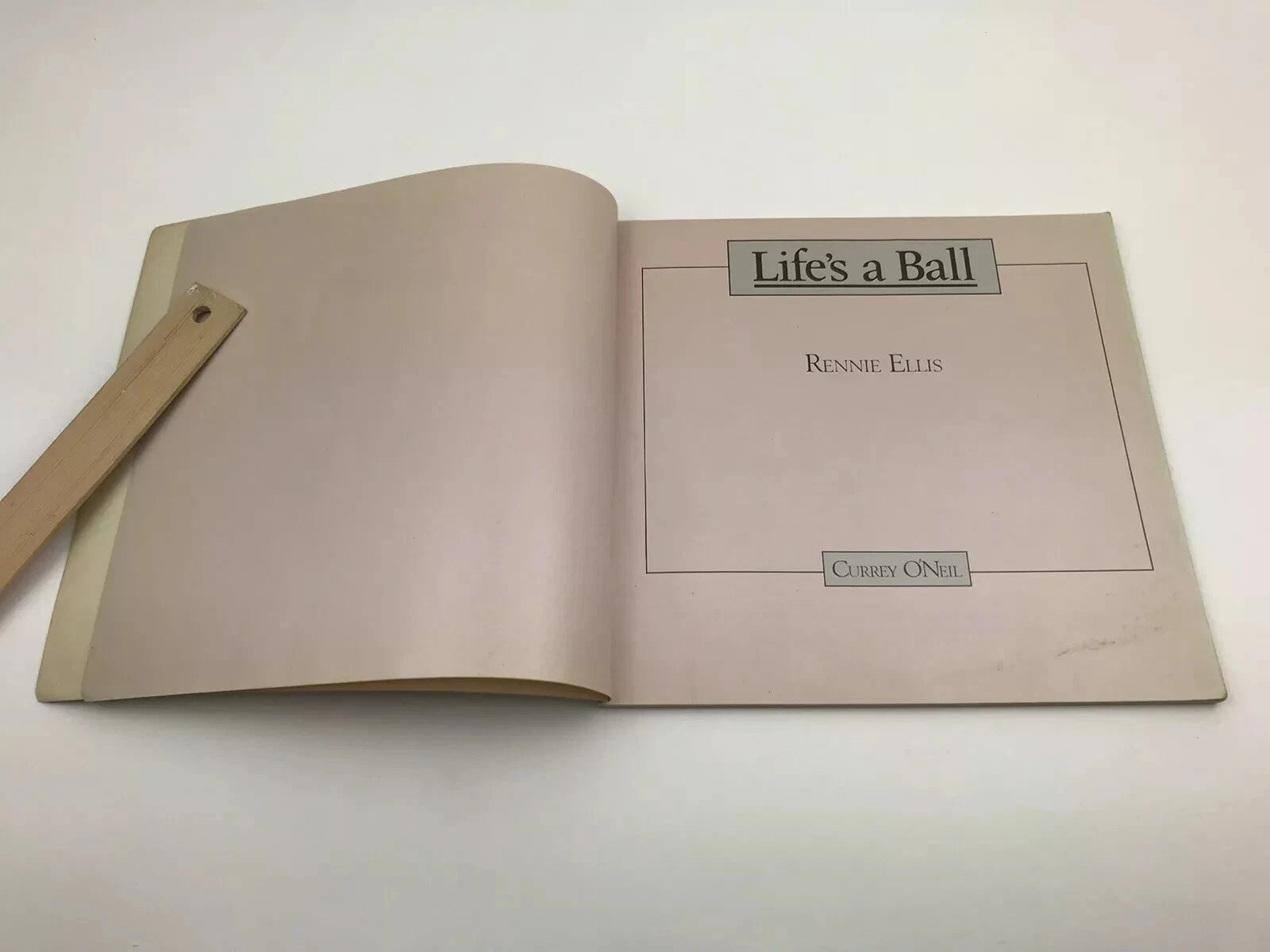 RENNIE ELLIS: LIFE'S A BALL [1985]